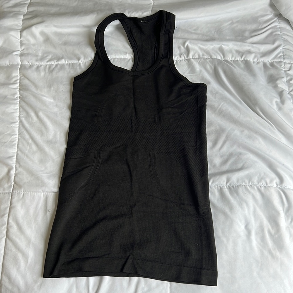 Swiftly tech lululemon tank
